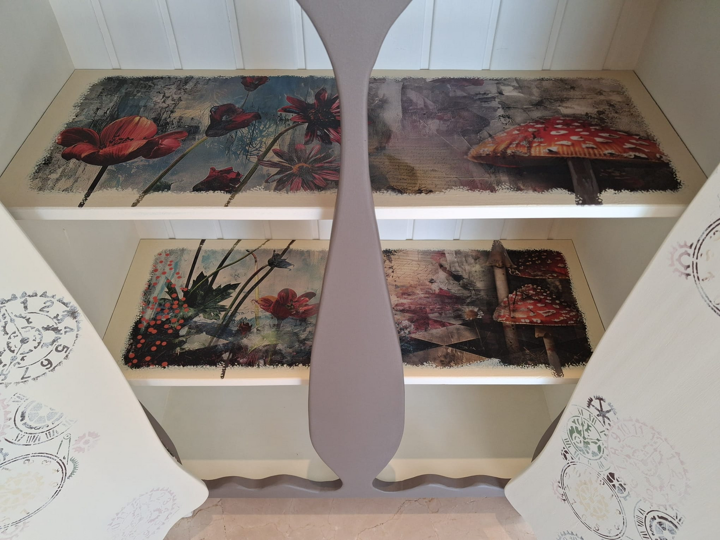 AUSVERKAUFT! Sideboard „Alice im Wunderland“ – handgefertigt aus Massivholz