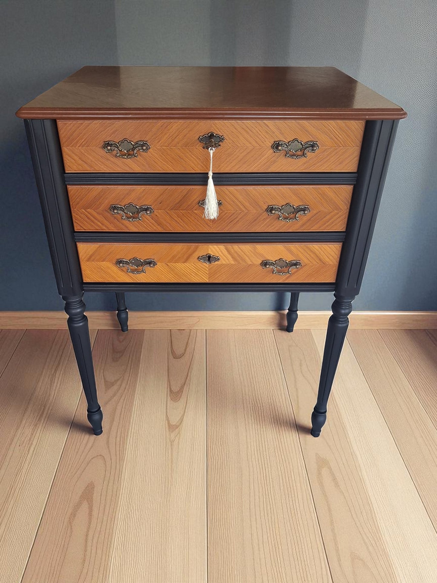 Cómoda Antigua Luis XV Madera de Cerezo