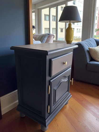 AGOTADO! Antique Nightstand / Mesitas de Noche Antiguas Restauradas – Solid Wood, Brass Handles, Eco Finish