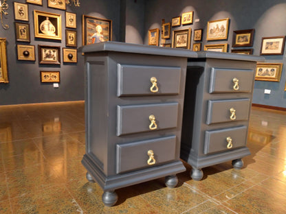 Restored French Provincial Bedside Tables | Mesitas de Noche Provenzales Restauradas, Solid Wood, Eco Paint, Bronze Handles