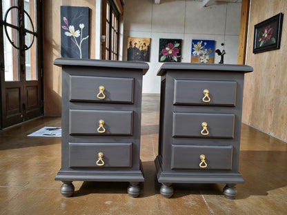 Restored French Provincial Bedside Tables | Mesitas de Noche Provenzales Restauradas, Solid Wood, Eco Paint, Bronze Handles
