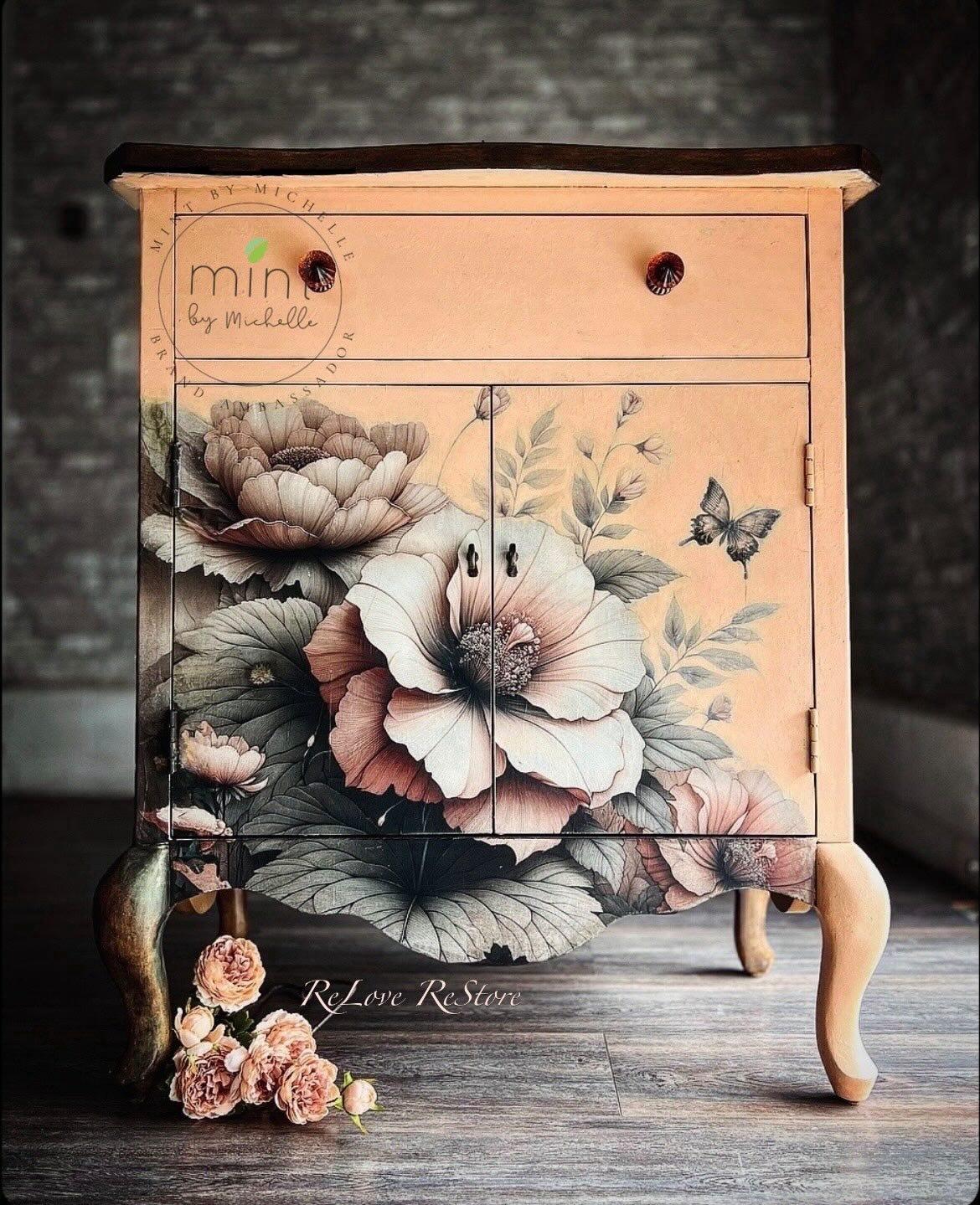 Diseño floral Peach Petals - papel decoupage premium para upcycling y manualidades 