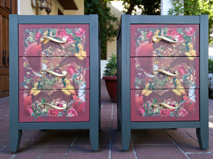 Acabado Fusion Mineral Paint y decoupage artesanal en mesita bohemia única 
