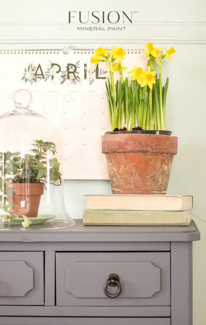 Detalle mueble Soap Stone gris profundo elegante Fusion Paint