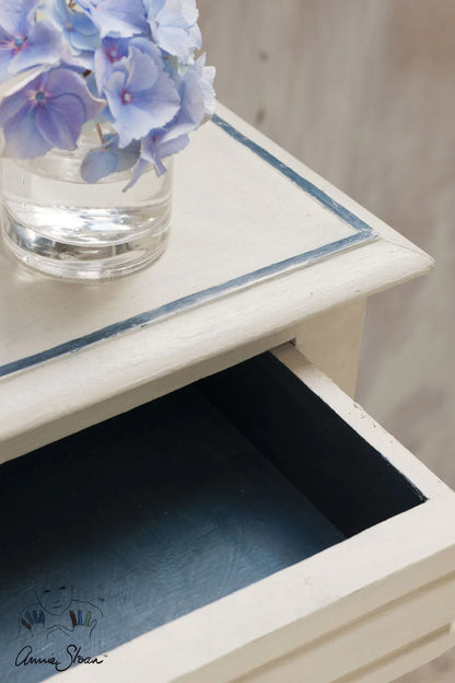 Country Gray - Annie Sloan CHALK PAINT TM decorative paint