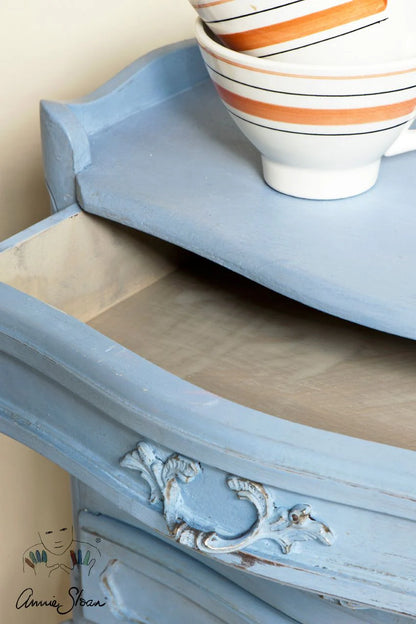 Louis Blue - Annie Sloan CHALK PAINT TM decorative paint