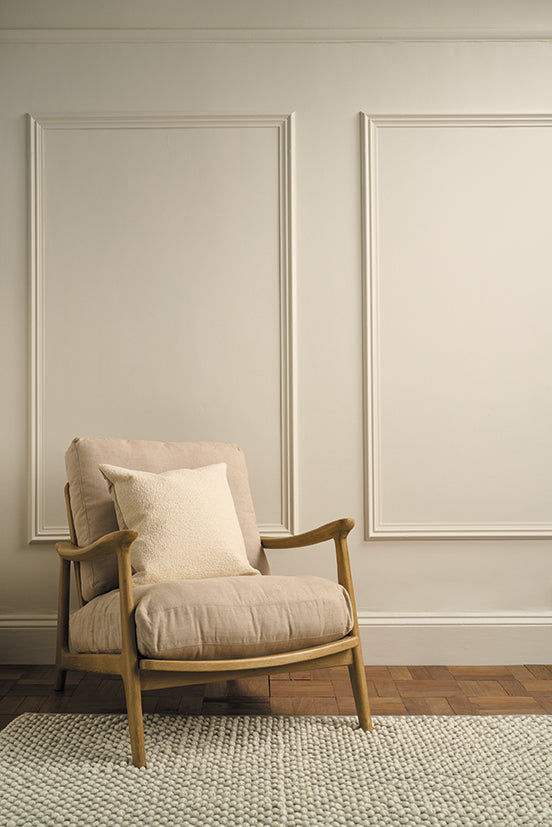 Estancia decorada con Wall Paint Old White de Annie Sloan