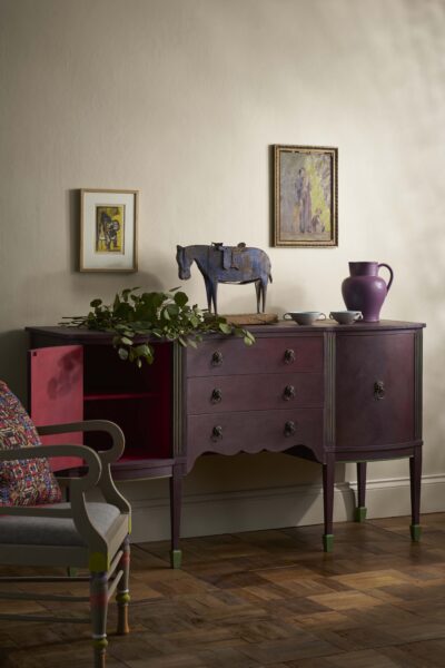 Tyrian Plum – Annie Sloan CHALK PAINT™ Dekorfarbe 