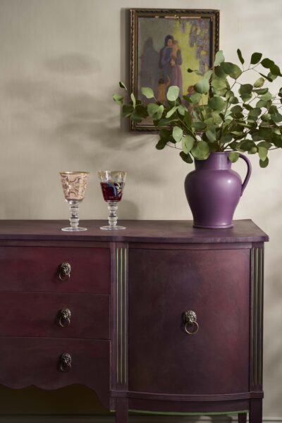 Tyrian Plum – Annie Sloan CHALK PAINT™ Dekorfarbe 